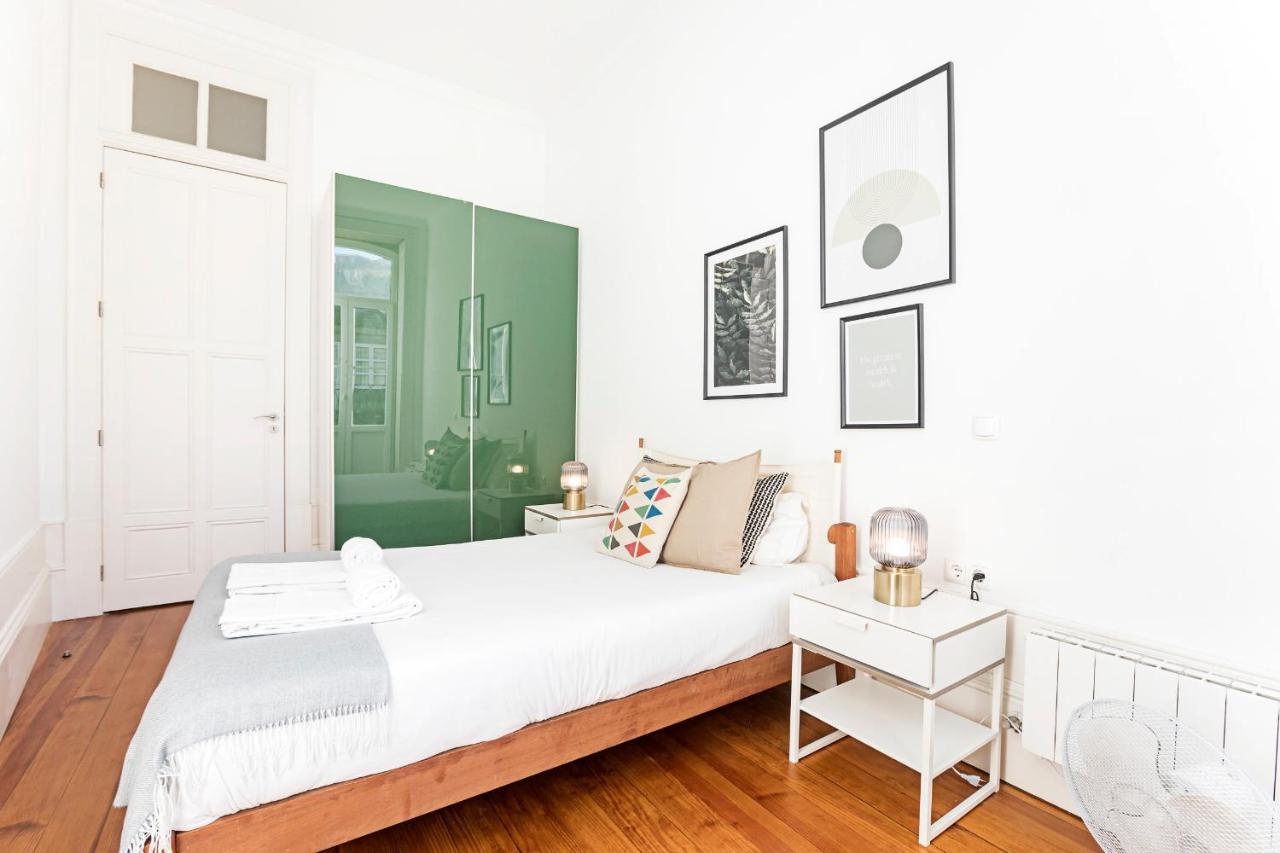 Lovelystay - Aurora Heights Apartment Porto Exterior photo